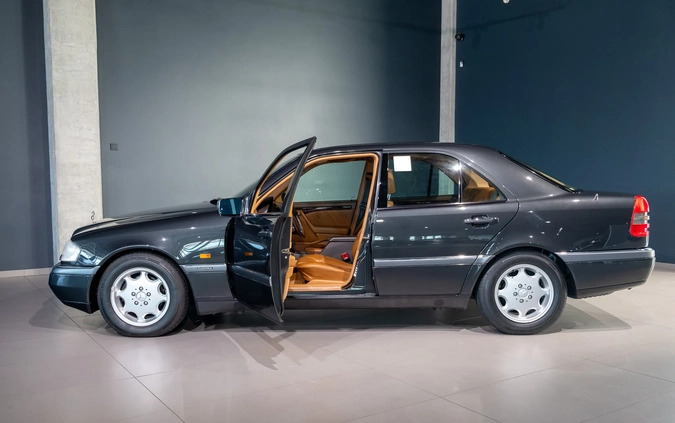 Mercedes-Benz Klasa C cena 99000 przebieg: 10574, rok produkcji 1995 z Nowy Dwór Gdański małe 596